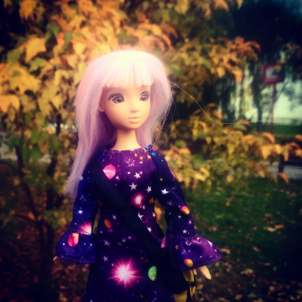 Эстель, потому что её здесь ни разу не было, а она красавица.