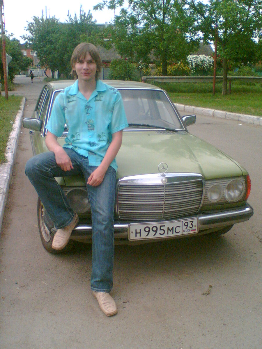 Александр Безь