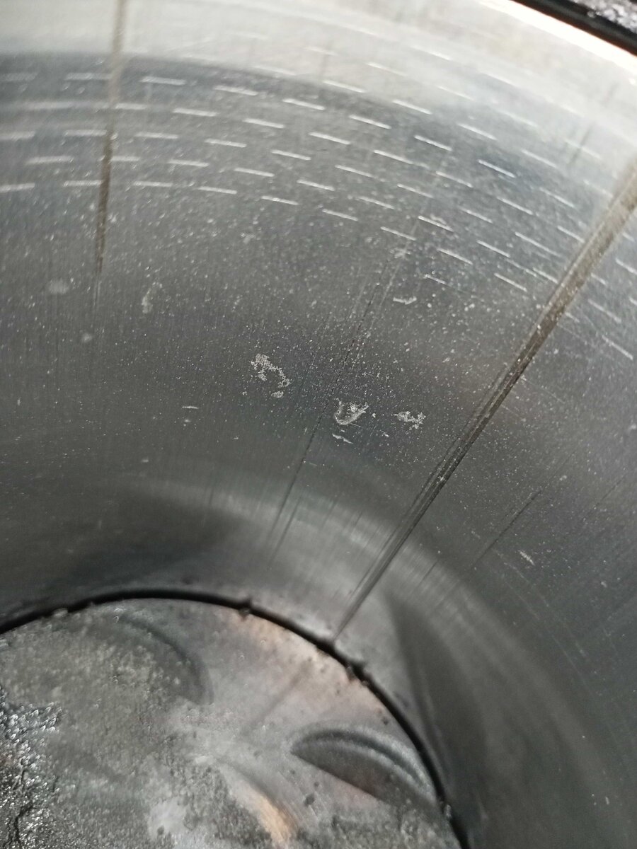 Фото задиров в цилиндре. Шевроле Орландо 2013.