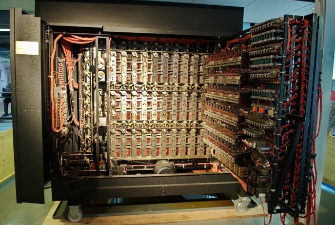 машина алана тьюринга. энигма компьютерная. вычислительная машина алана тьюринга. машина алана тьюринга. тьюринг энигма.