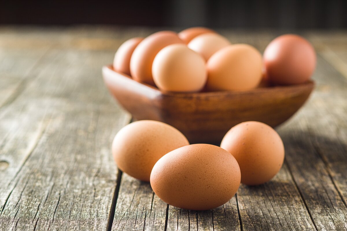 https://stock.adobe.com/ru/images/raw-chicken-eggs/272878366?asset_id=272878366
