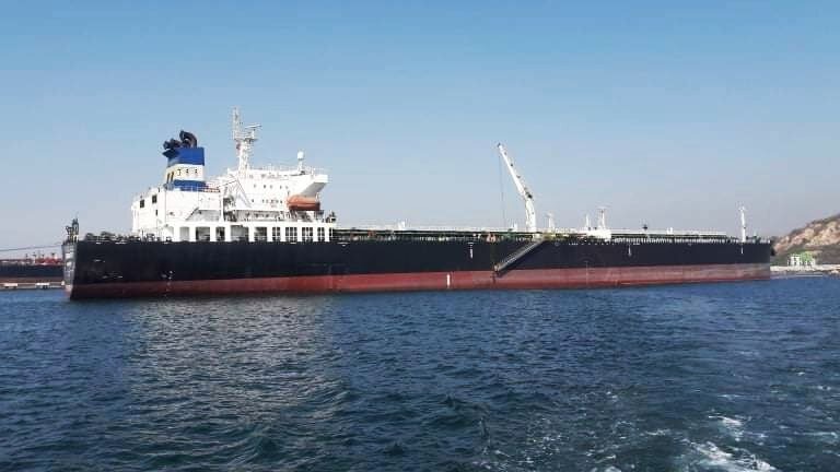 Танкер  Panamax. Фото автора.