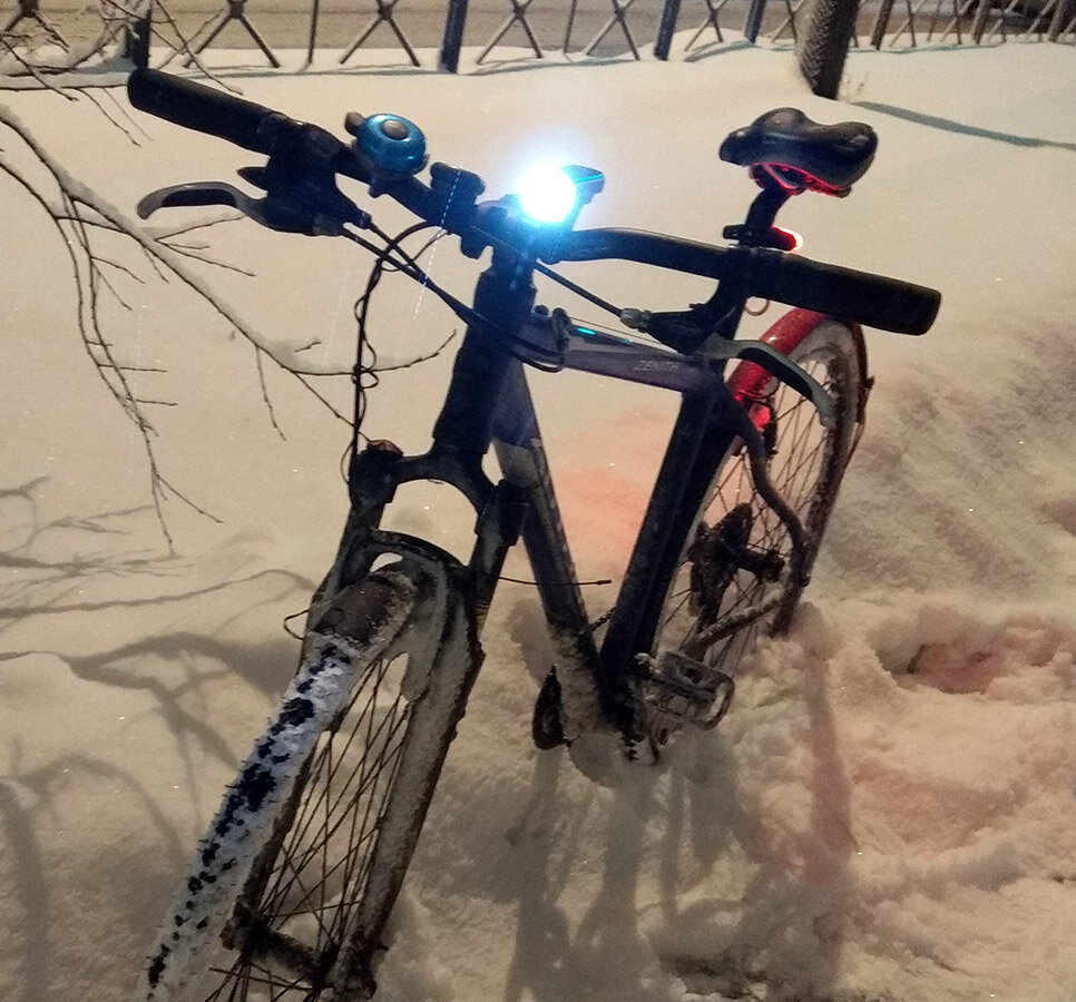 велосипед с прямым рулём. фото автора