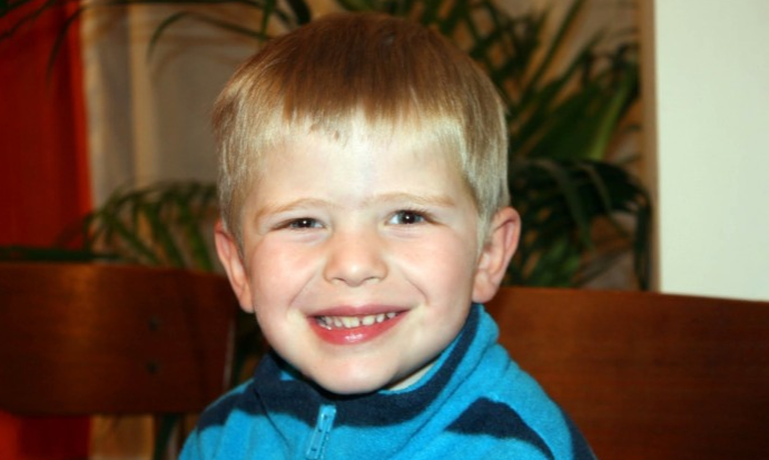 Почему вырастают «двойные» зубы у детей и что с этим делать ...