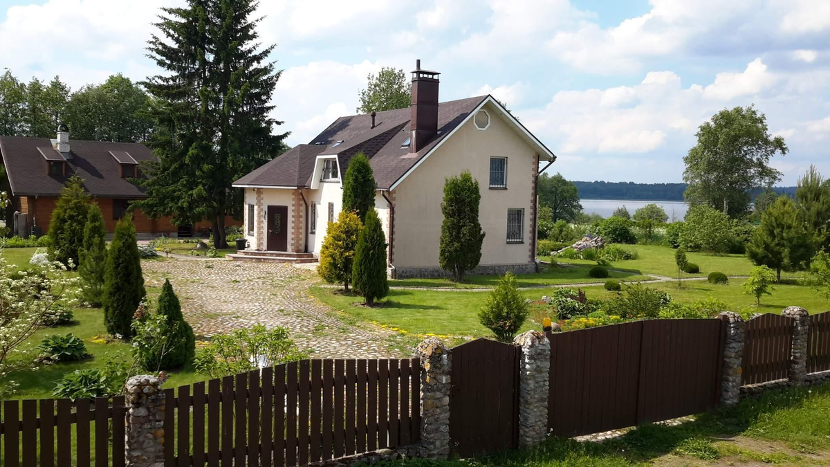 Где лучше строить дачу в снт или в деревне плюсы и минусы