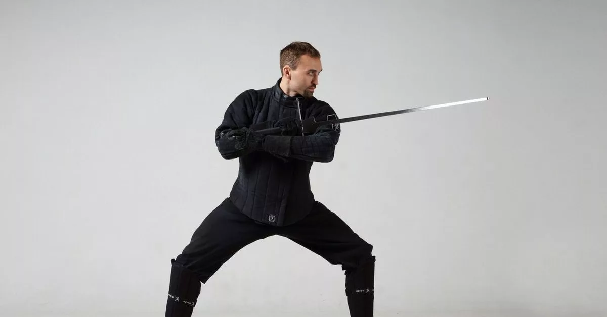 Hema двуручный меч. Hema фехтование Longsword. Hema фехтование Боевая стойка.