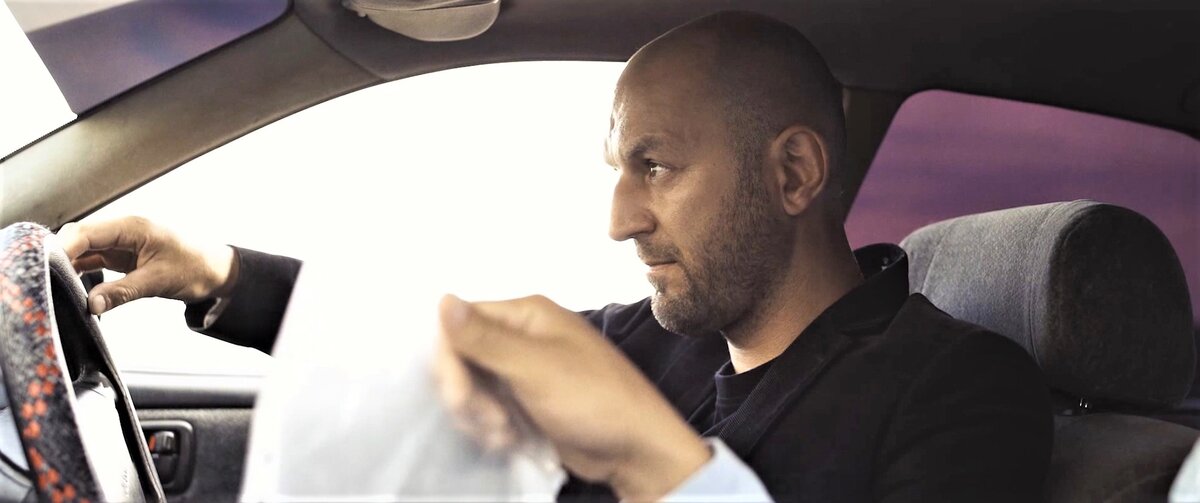 Антагонист Завгар. Кадр из к/ф «Решала. Нулевые».