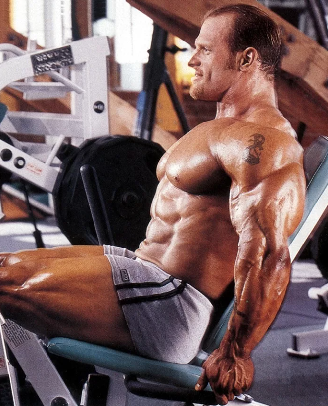 Том принс откат. Том принц бодибилдер сейчас. Тома принца. Тома принца. Том принс до после.