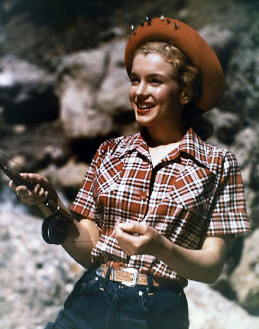 Источник - https://www.julienslive.com/lot-details/index/catalog/47/lot/16072