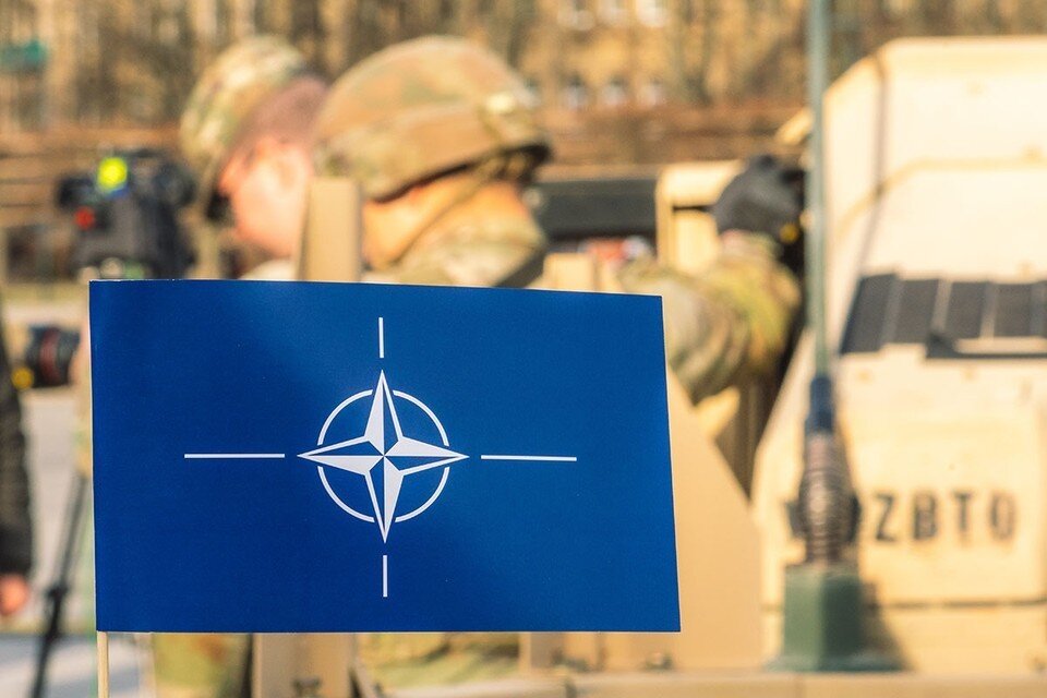     НАТО довела число сил в состоянии высокой степени боеготовности до 42 тысяч  Shutterstock
