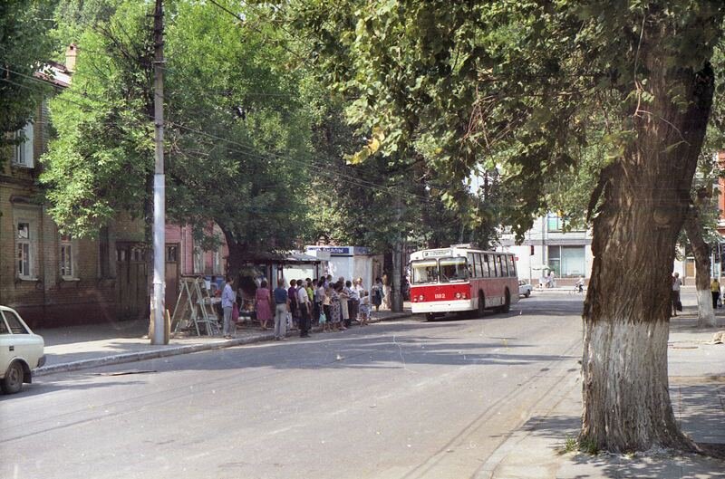 1998. Двойка на Сакко и Ванцетти у Крытого рынка