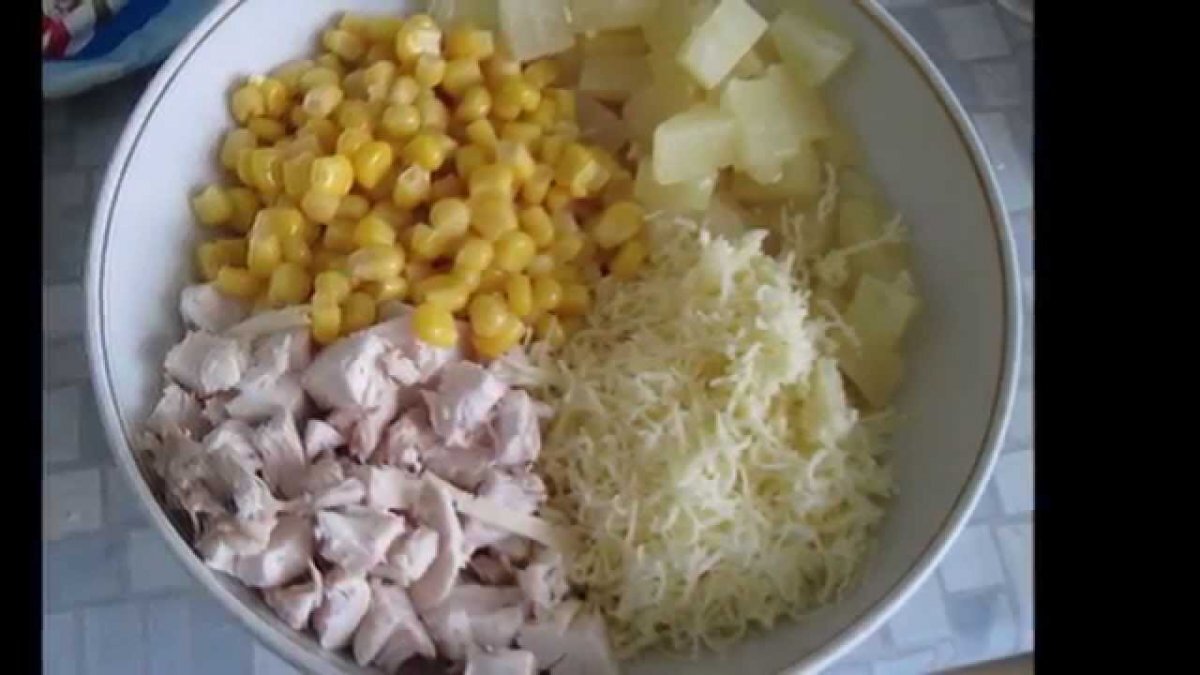 Салат с куриной печенью, свеклой и солеными огурцами — рецепты | Дзен