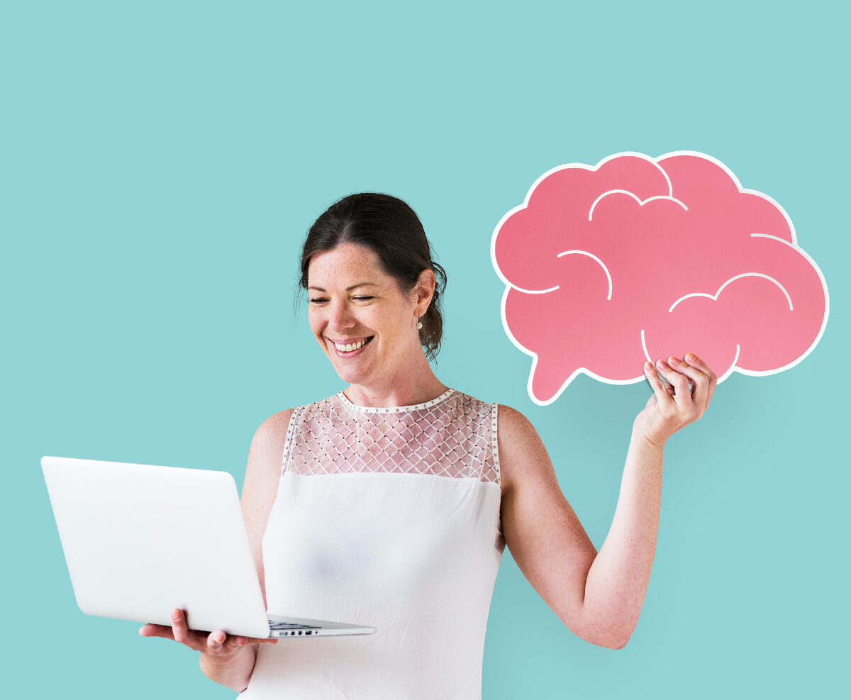 <a href="https://ru.freepik.com/free-photo/woman-holding-a-brain-icon-and-using-a-laptop_3366974.htm#query=%D1%82%D1%80%D0%B5%D0%BD%D0%B8%D1%80%D0%BE%D0%B2%D0%BA%D0%B8%20%D0%BC%D0%BE%D0%B7%D0%B3%D0%B0&position=24&from_view=keyword&track=ais">Изображение от rawpixel.com</a> на Freepik