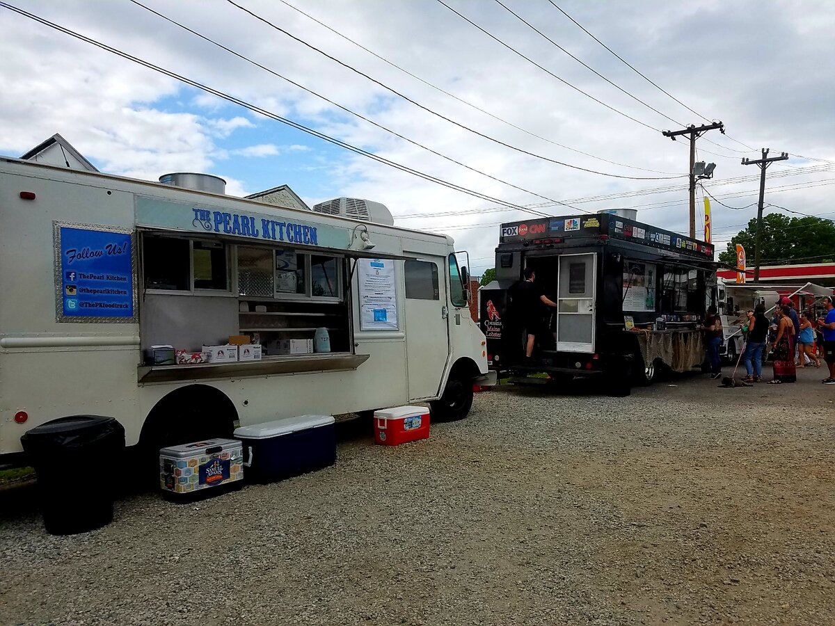 Так выглядит фуд-трак фестиваль