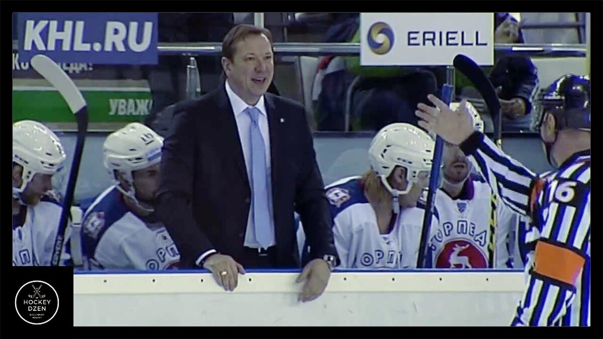 Петериса Скудру удаляют с мостика.