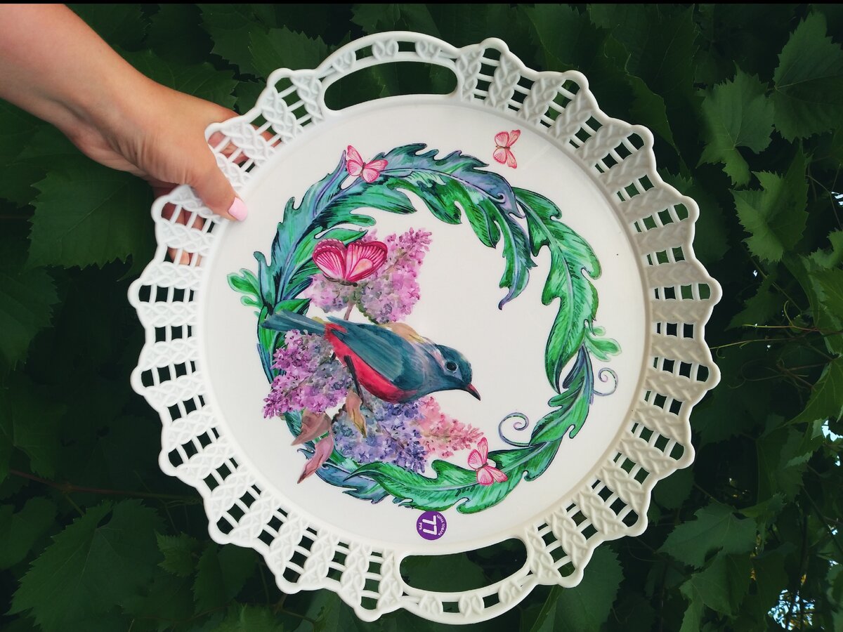 Круглый поднос. Фото из личного архива.