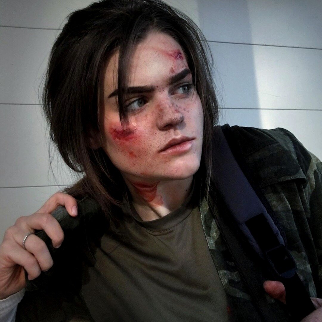 Instagram: @alixxdarlina