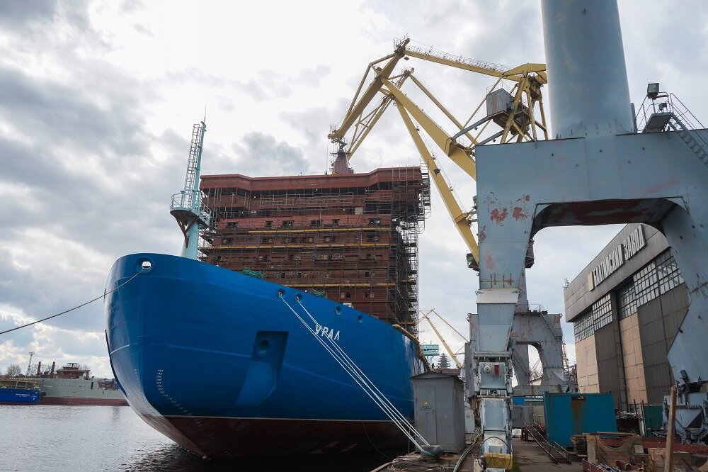 Строительство атомного ледокола ЛК-60 "Урал" в Санкт-Петербурге
