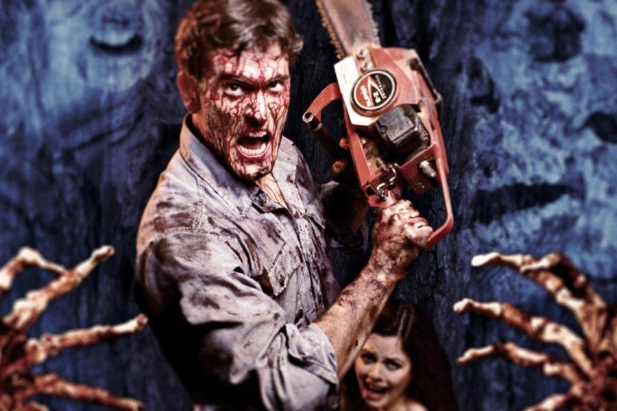 Компания подростков снимает домик в горах, чтобы повеселиться на выходных. Раньше в этом домике жил археолог, в подвале дома остались древние и, как оказалось, магические артефакты. Послушав оставленные археологом странные аудиозаписи и полистав древние страницы, легкомысленные подростки разбудили древнейшее зло, которое уже скоро придёт к ним в дом.