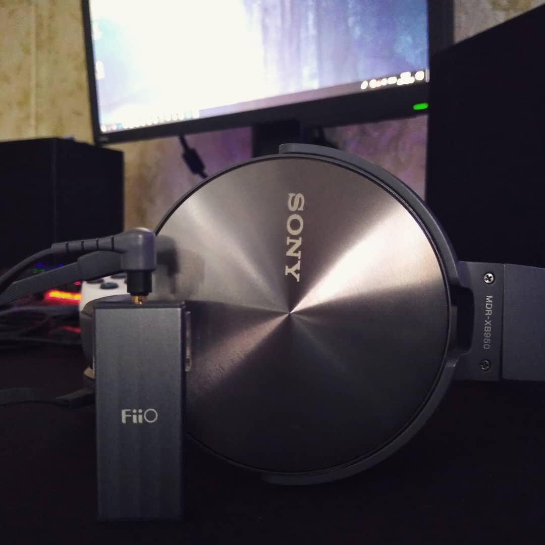 Sony MDR-XB950AP  Личное фото