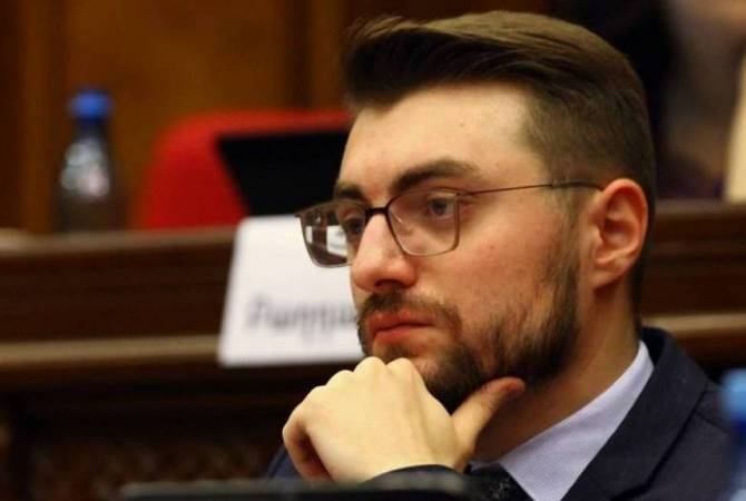  Арен Мкртчян 