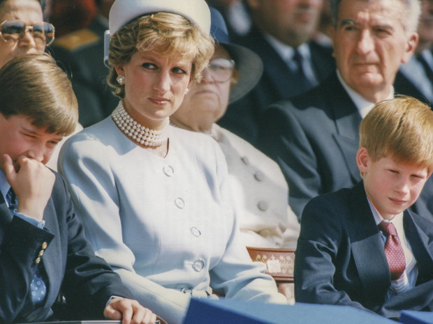 Принц Уильям, принцесса Диана и принц Гарри, 7 мая 1995
