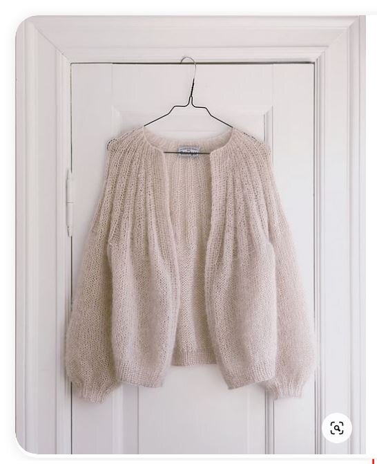 Хотелось бы связать что-то похожее воздушное и теплое одновременно