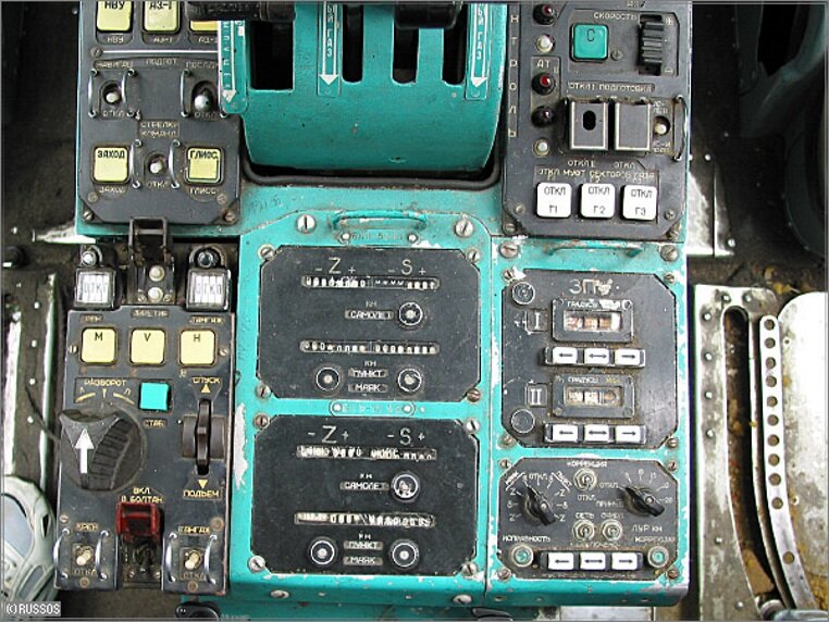 Расположение двигателей на ту 154 Вершина штурманского мастерства - "FMS" Ту-154 On Final Дзен