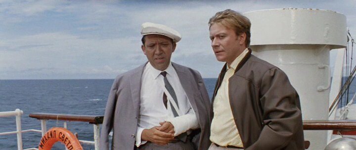 Фото из фильма "Бриллиантовая рука".