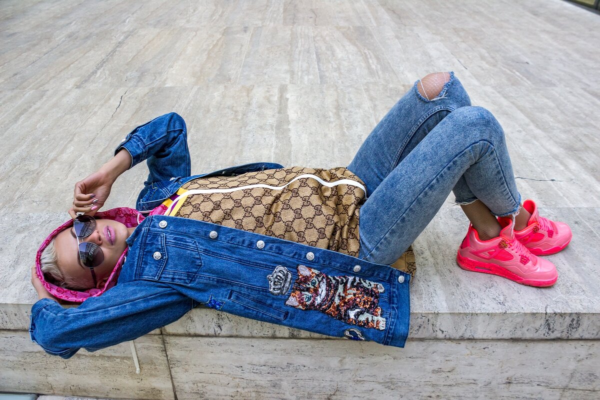 Зеркальный двор находится в самом сердце Санкт-Петербурга по адресу: Почтамтская улица 3-5. Фотограф: Алла Мельникова