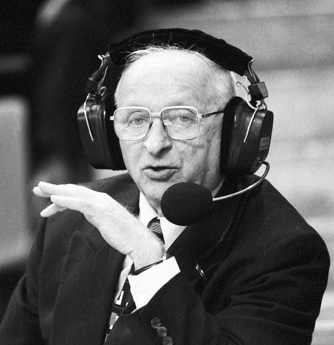 Александр Гомельский