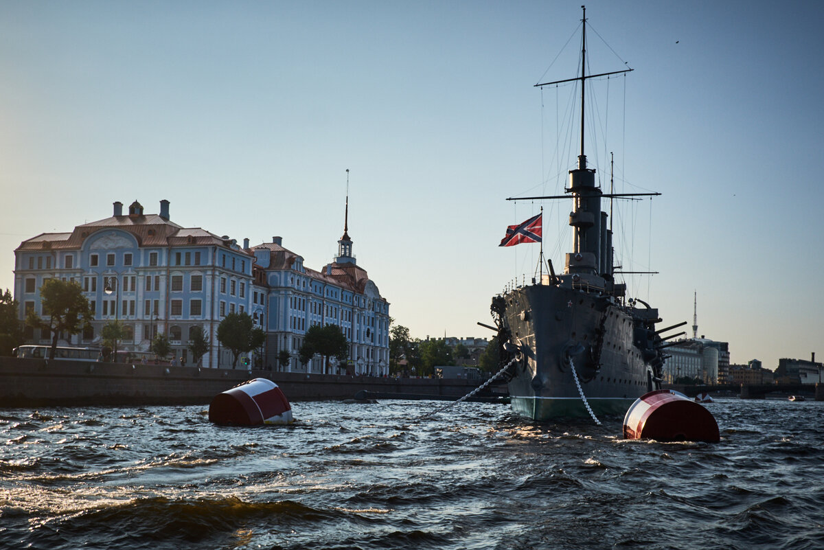 Санкт-Петербург в День ВМФ. Фото Анатолия Струнина.