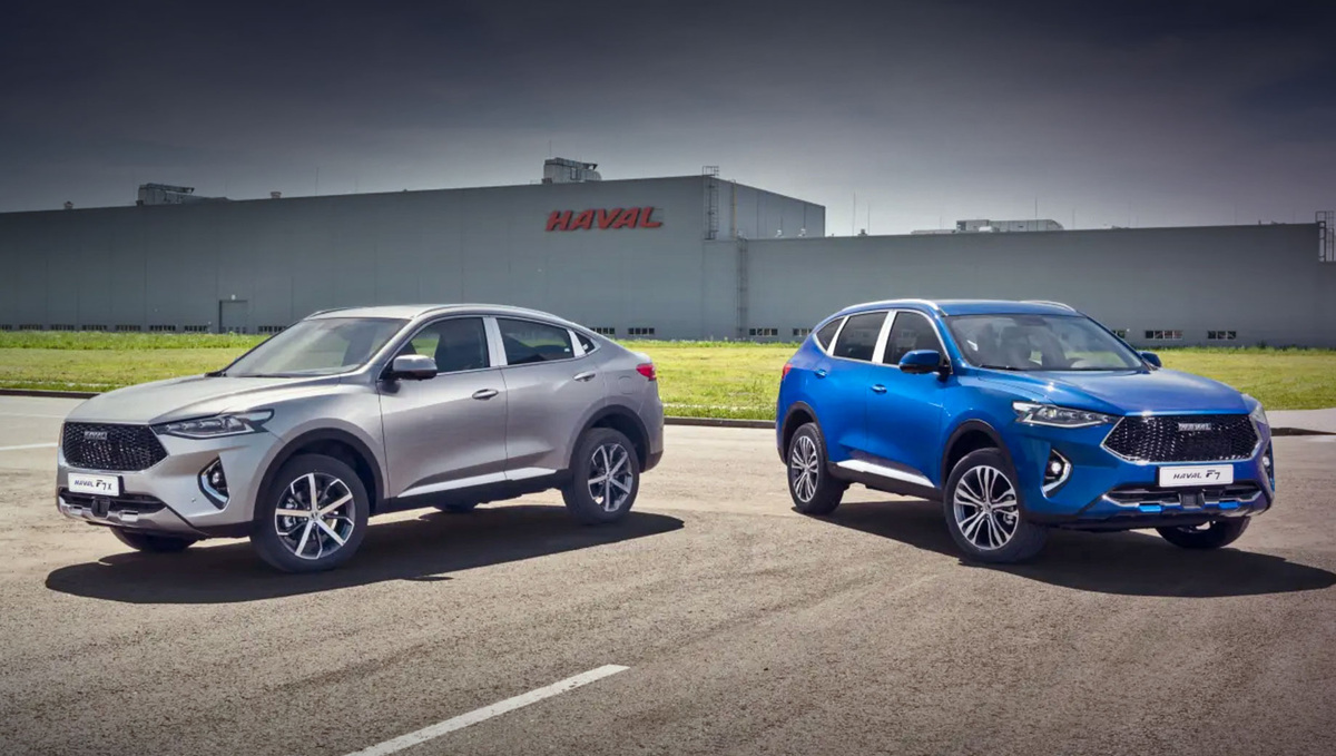 В декабре 2020-го хозяева Хавейлов F7 и F7x начали сообщать в Сети о произвольных возгораниях своих машин. Больше всего жалоб поступило из Ханты-Мансийского автономного округа (Сургут, Нижневартовск, Нефтеюганск), где стояли 40-градусные морозы.