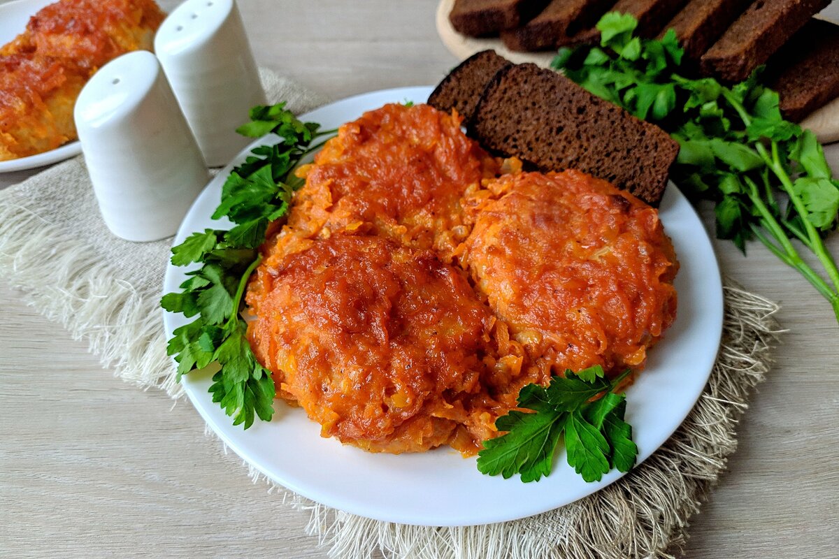 Рецепт ленивых голубцов с фаршем и рисом и капустой в духовке с фото