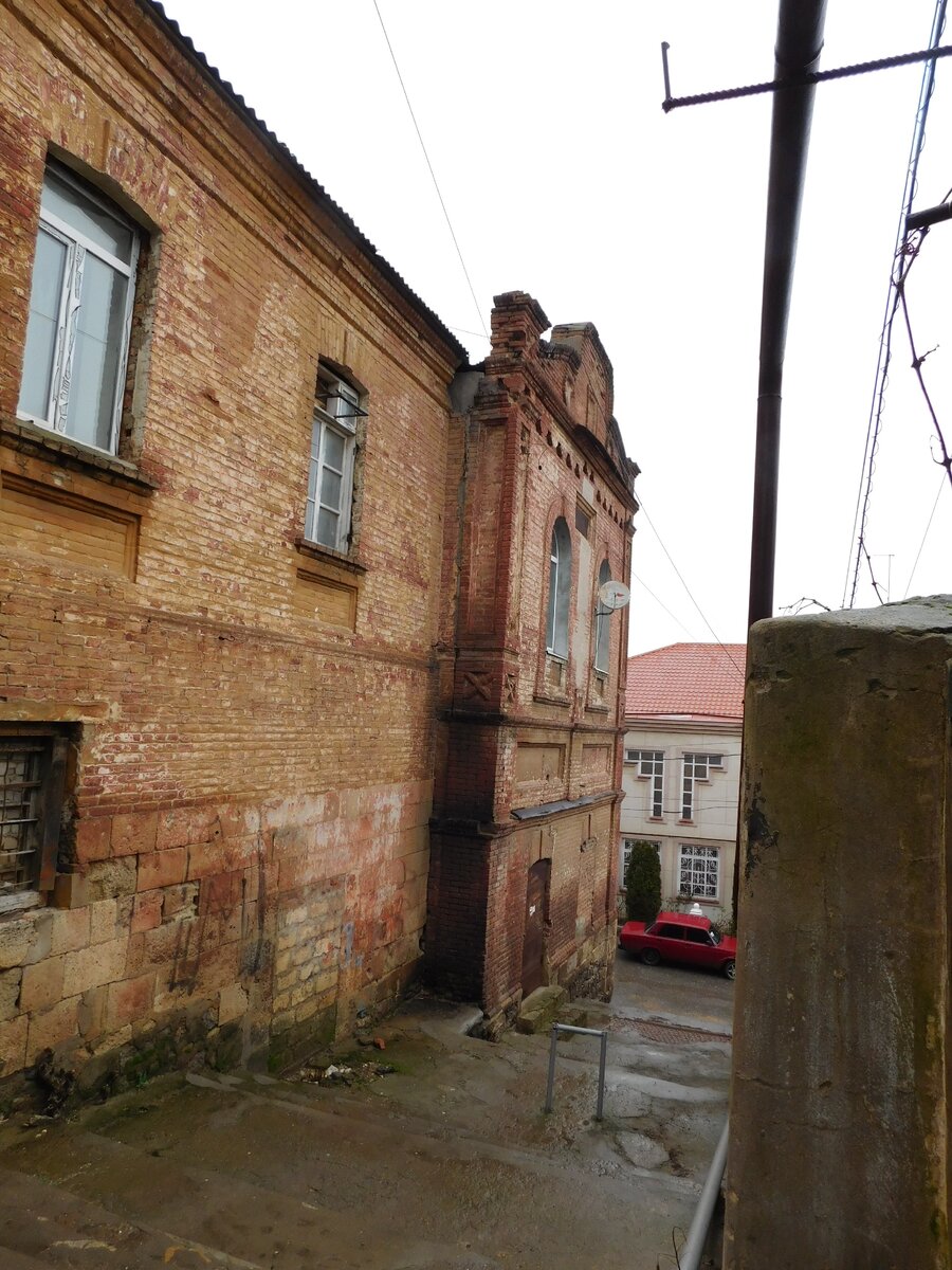 Здание желдорторга


