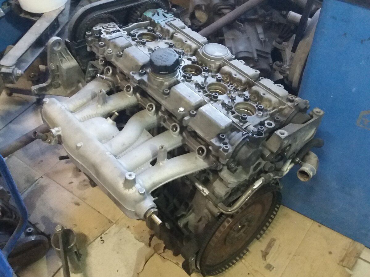 Двигатель внутреннего сгорания.