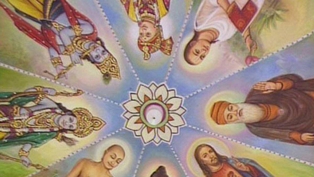 Пророки всех ведущих концессий мира на росписи храма единства всех религий в Дели.