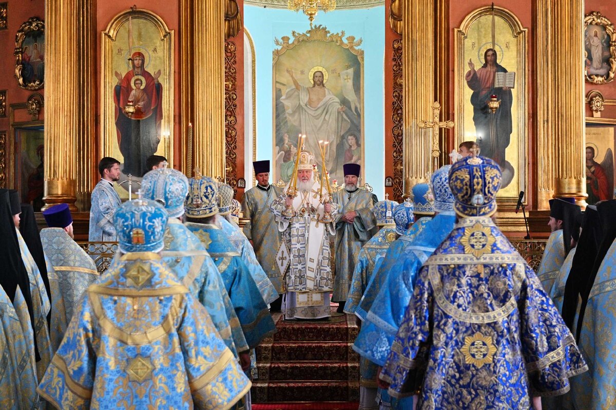 Мудрая молитва Господу для многих женщин станет хорошей опорой и поддержкой. Источник: Источник: https://foto.patriarchia.ru/news/patriarshee-sluzhenie-v-khrame-vmch-nikity-v-staroy-basmannoy-slobode-g-moskvy-khirotoniya-arkhimandrita-porfiriya-shutova-vo-episkopa-odintsovskogo-2019-09-08/