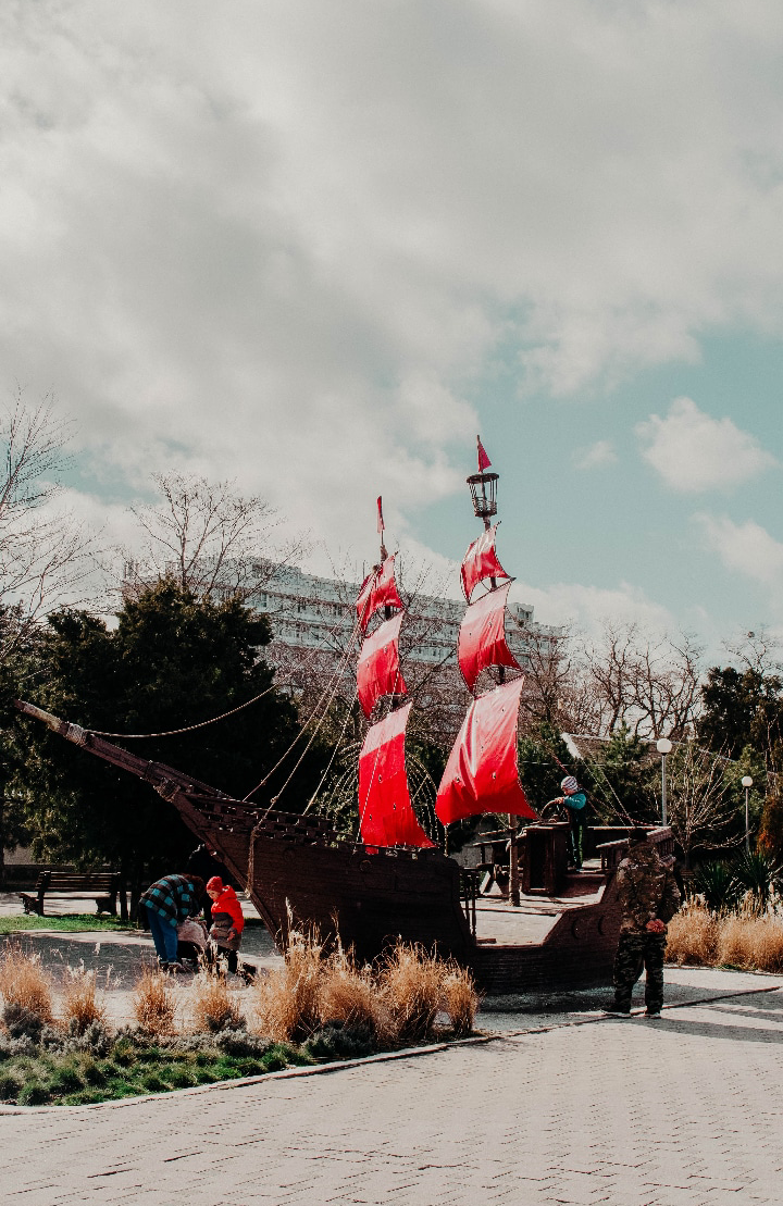 Алые паруса