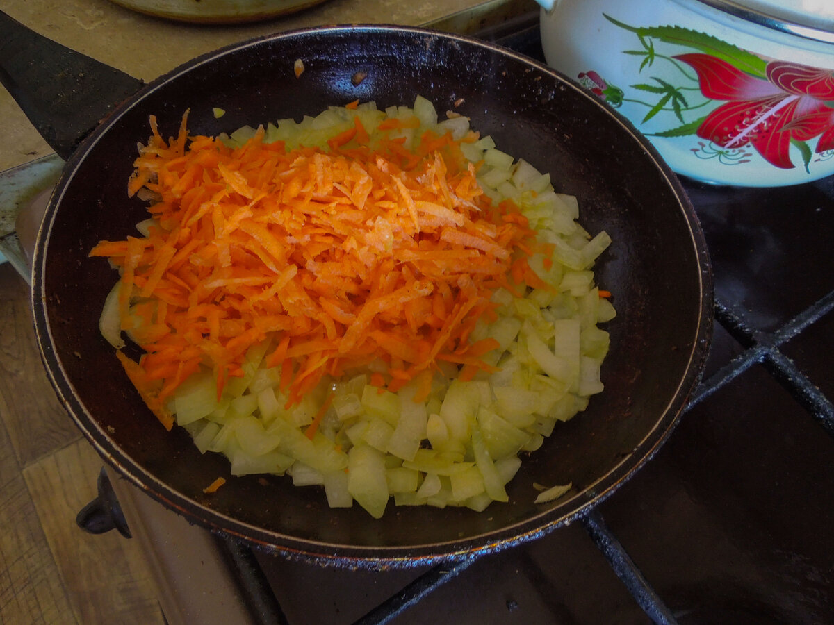 Суп с сушеными черными лисичками и подосиновиками - гармония вкуса | За  городской чертой | Дзен