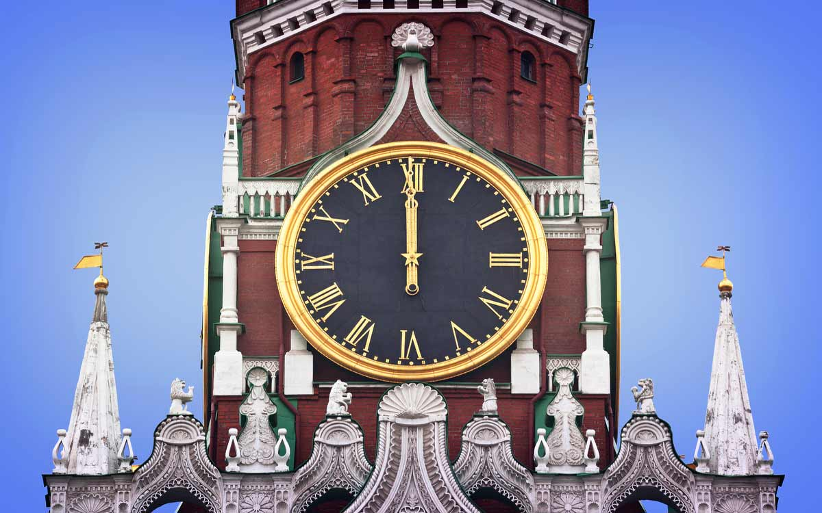 Часы на кремле в москве
