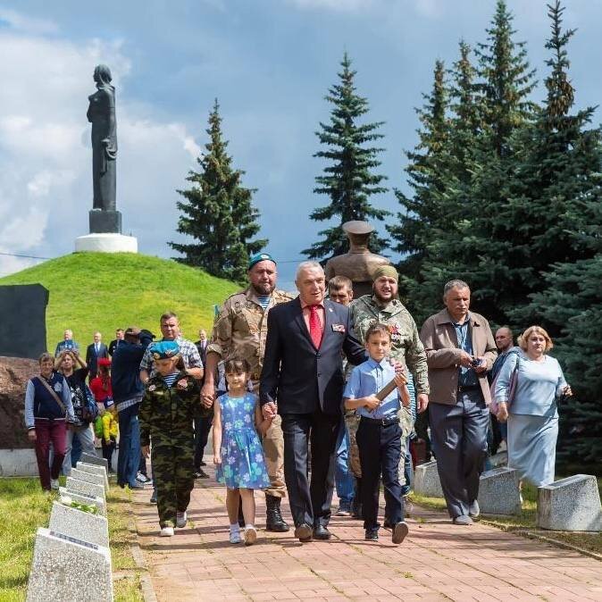 Тату на память в честь «Мстителей» | Пикабу