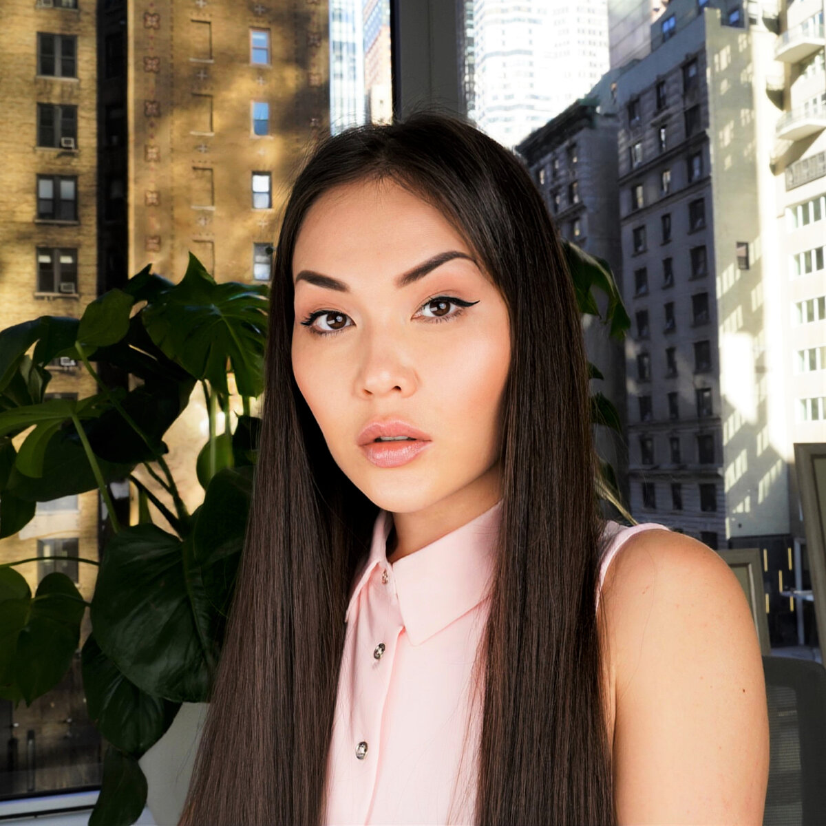 Иммиграционный адвокат в США - Айя Балтабек