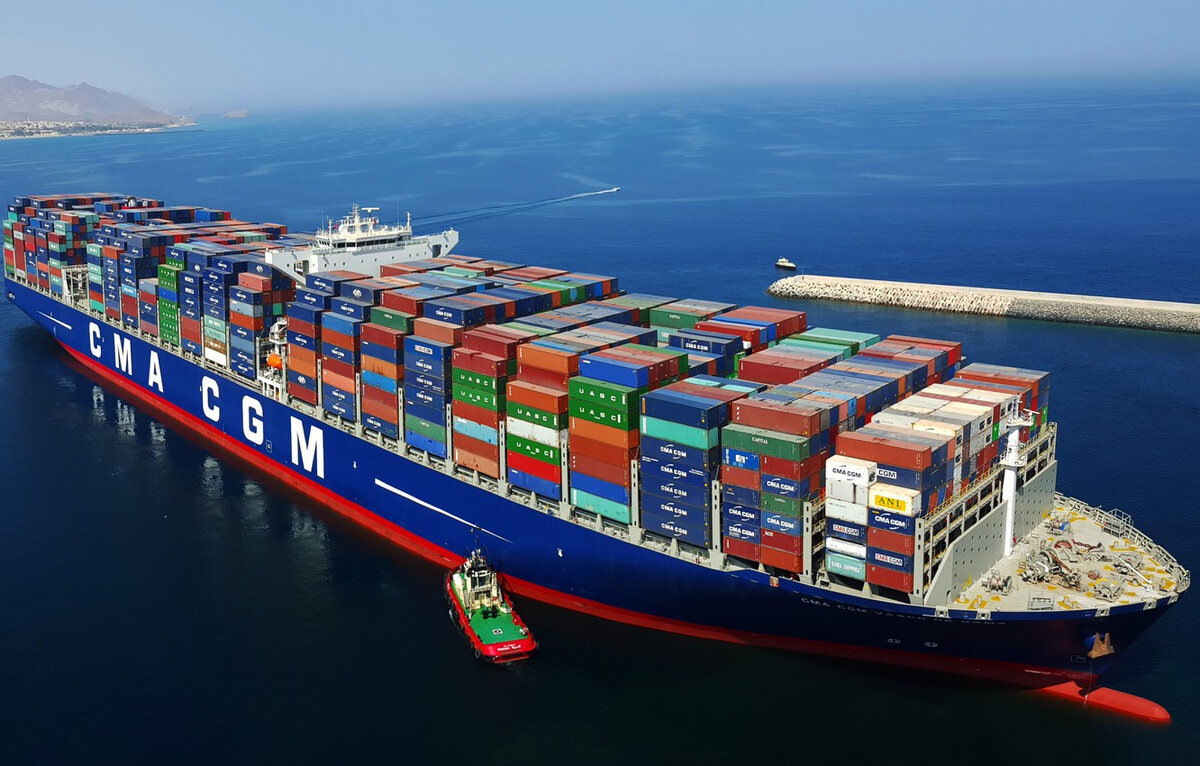 Контейнеровоз CMA CGM