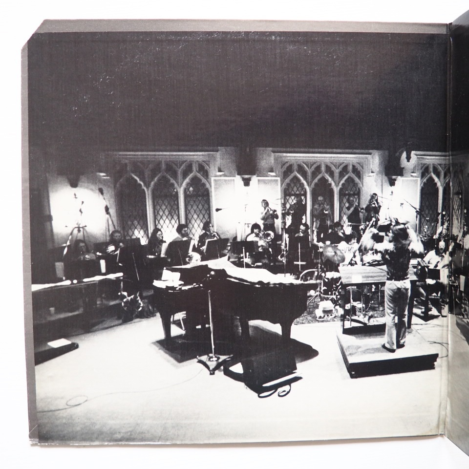 Фотография на развороте