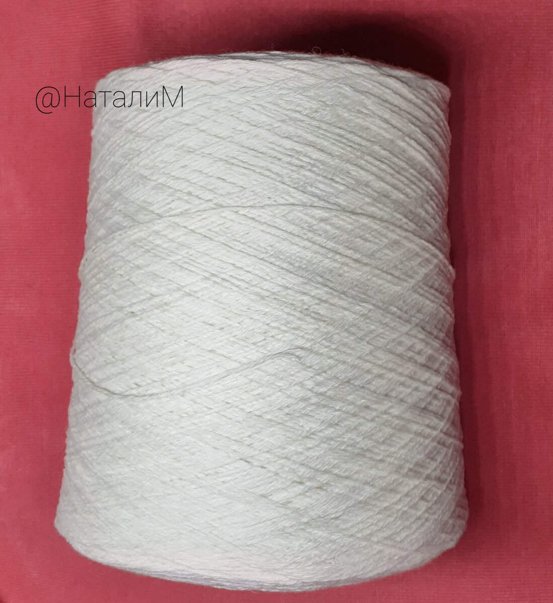 Пряжа G&G Filati Silver молочного цвета была закуплена для вязания французской кофточки.