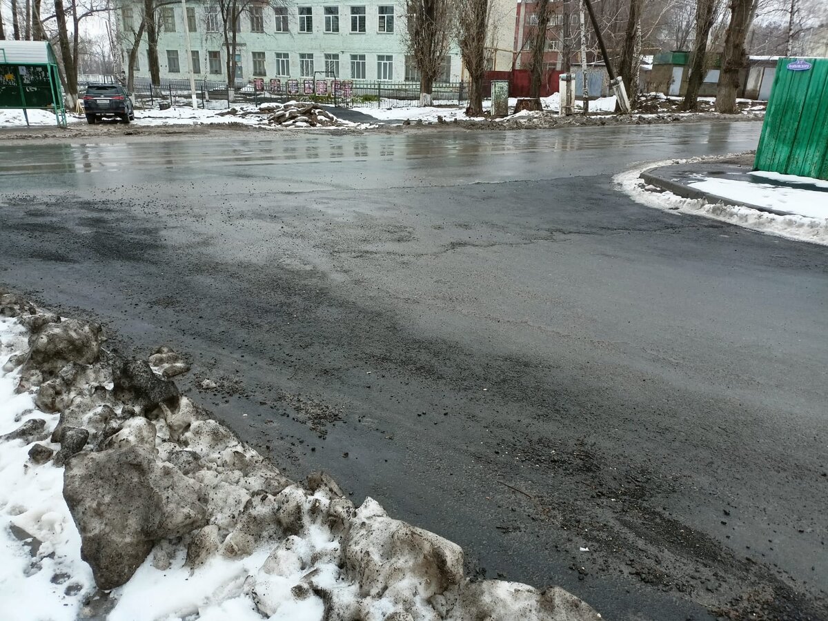 В Вольске рассыпаются новые дороги и тротуары | Вольск.ру | Дзен