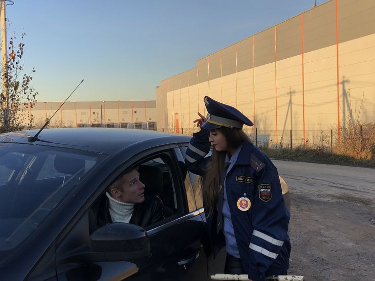     вика милиционер Фото: АвтоВзгляд