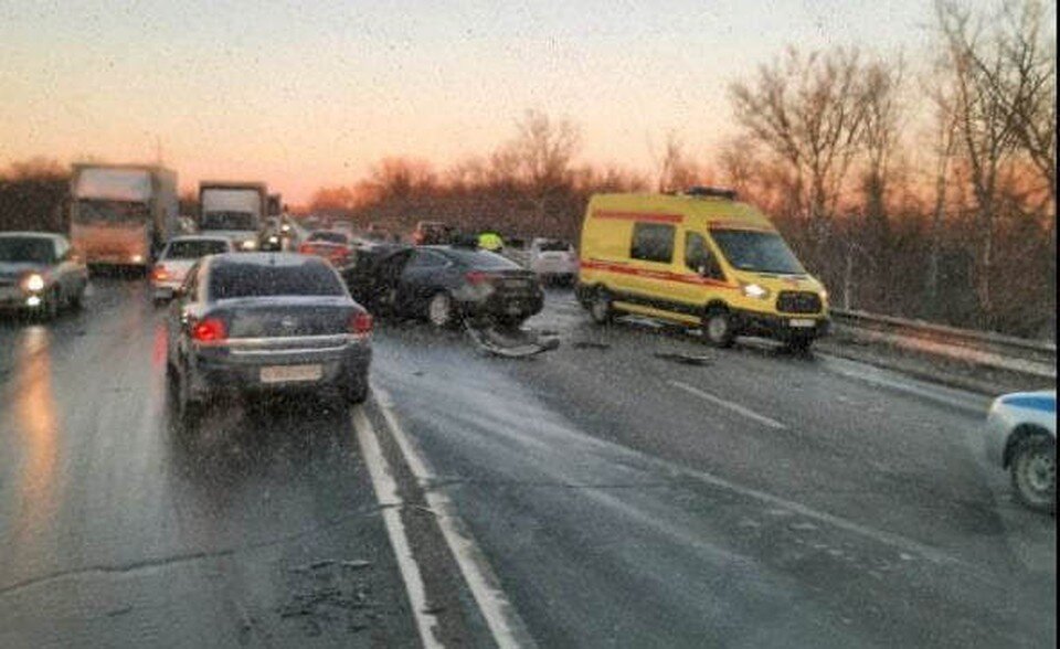     В результате аварии девушка за рулем Skoda от полученных травм скончалась на месте до приезда медиков