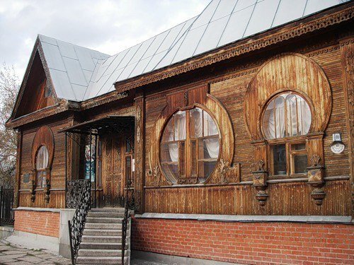 Улица Пролетарская (Екатеринбург). Музей "Литературная жизнь Урала XX века"